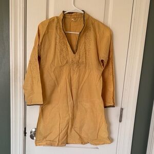 🌸Ladies Mustard Embroidered Tunic Top